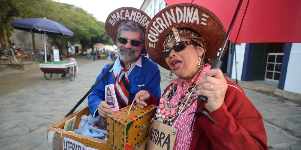 dia-do-poeta-da-literatura-de-cordel-e-celebrado-hoje-em-todo-o-brasil