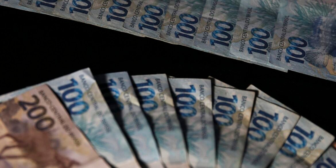 saques-da-poupanca-superam-depositos-em-r$-6,25-bilhoes-em-julho