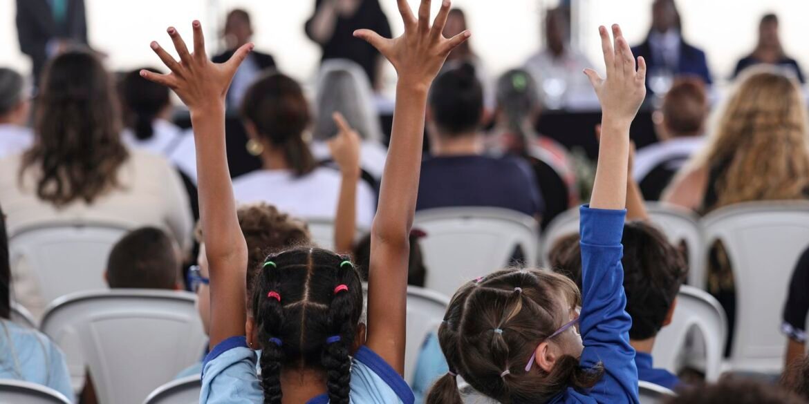 mais-brincadeira,-menos-tela:-confira-dicas-para-uma-infancia-saudavel