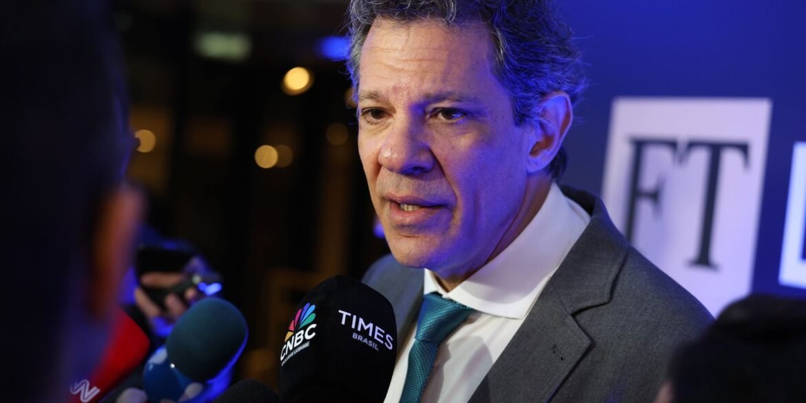 “dia-muito-importante-para-o-brasil”,-diz-haddad-sobre-isencao-do-ir