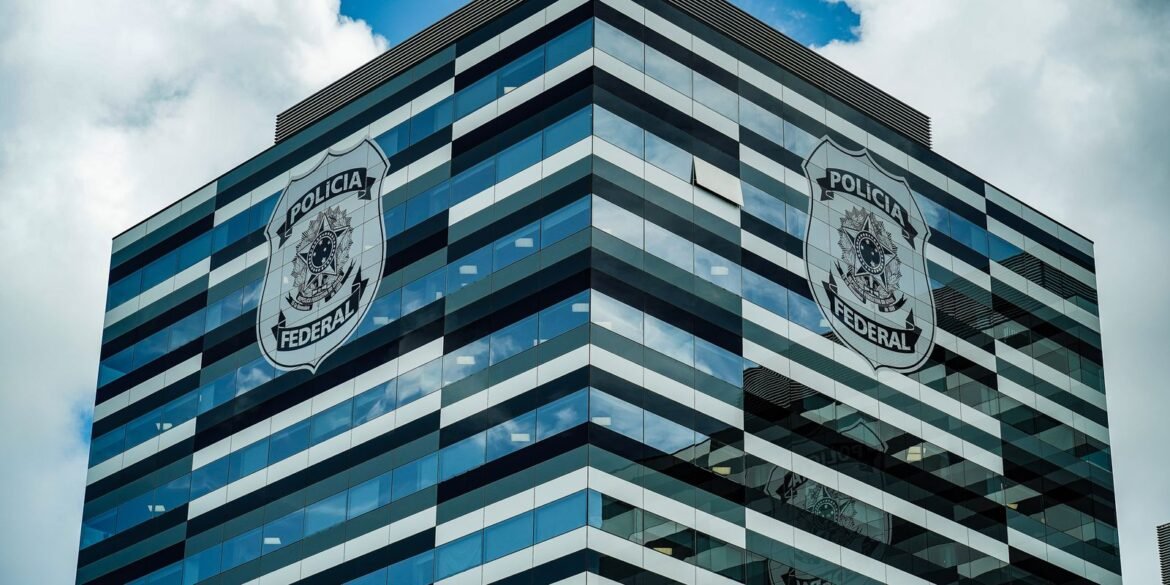 pf-cumpre-mandados-de-busca-sobre-fraude-em-licitacao-em-sao-sebastiao