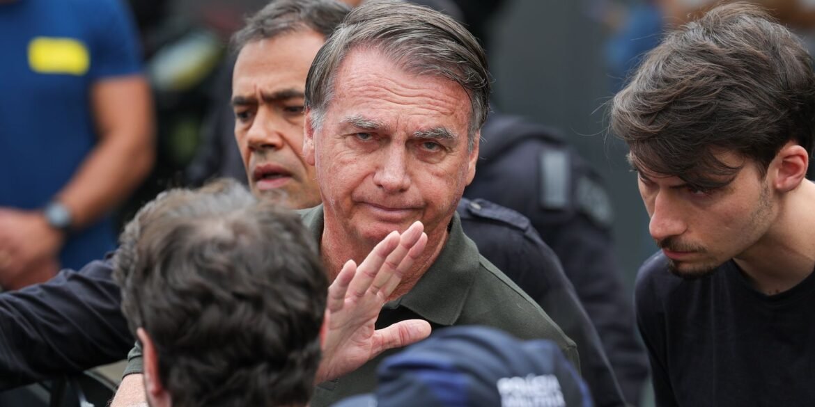 bolsonaro-passa-por-audiencia-de-custodia-neste-domingo