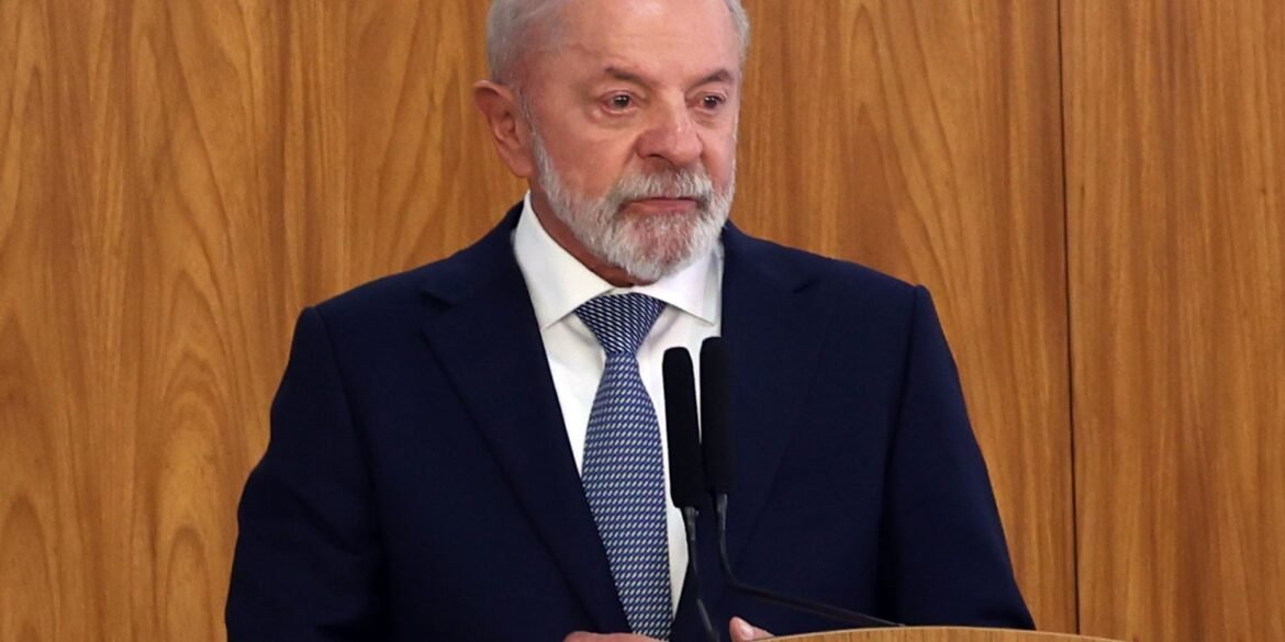 lula-comenta-prisao-de-jair-bolsonaro:-“licao-de-democracia”