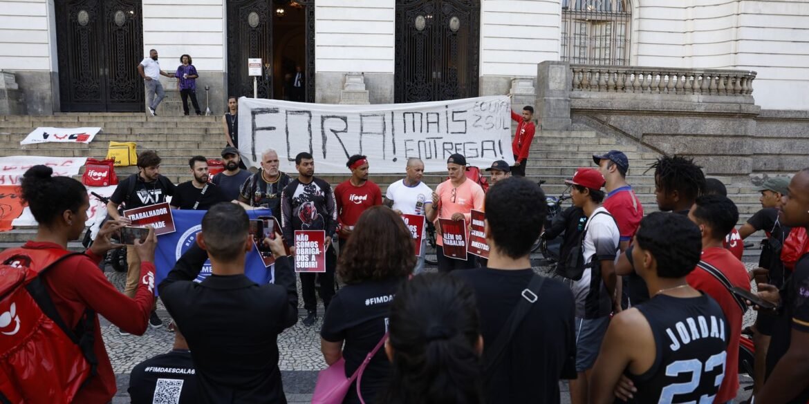 entregadores-protestam-contra-modalidade-nova-de-trabalho-do-ifood