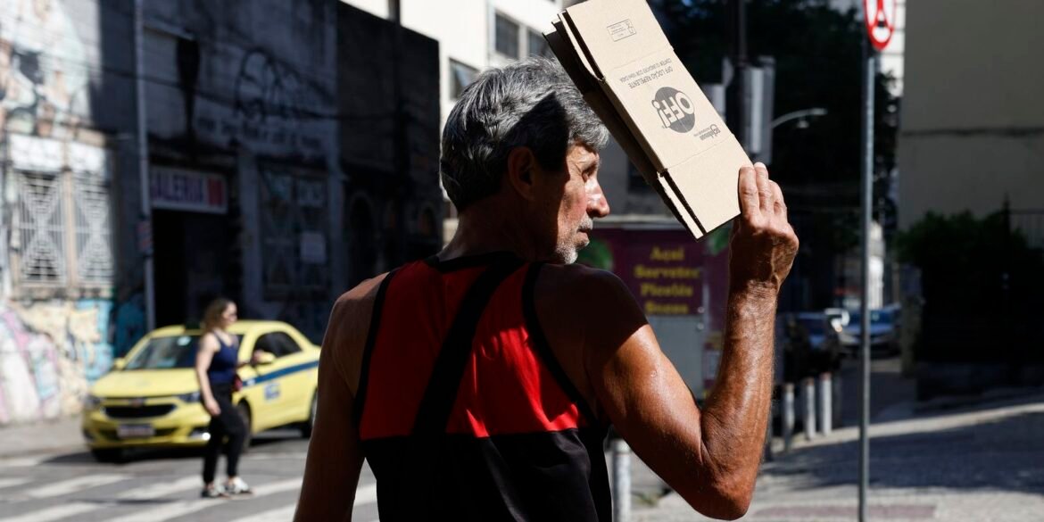 defensorias-acionam-justica-por-medidas-para-enfrentar-calor-no-rio