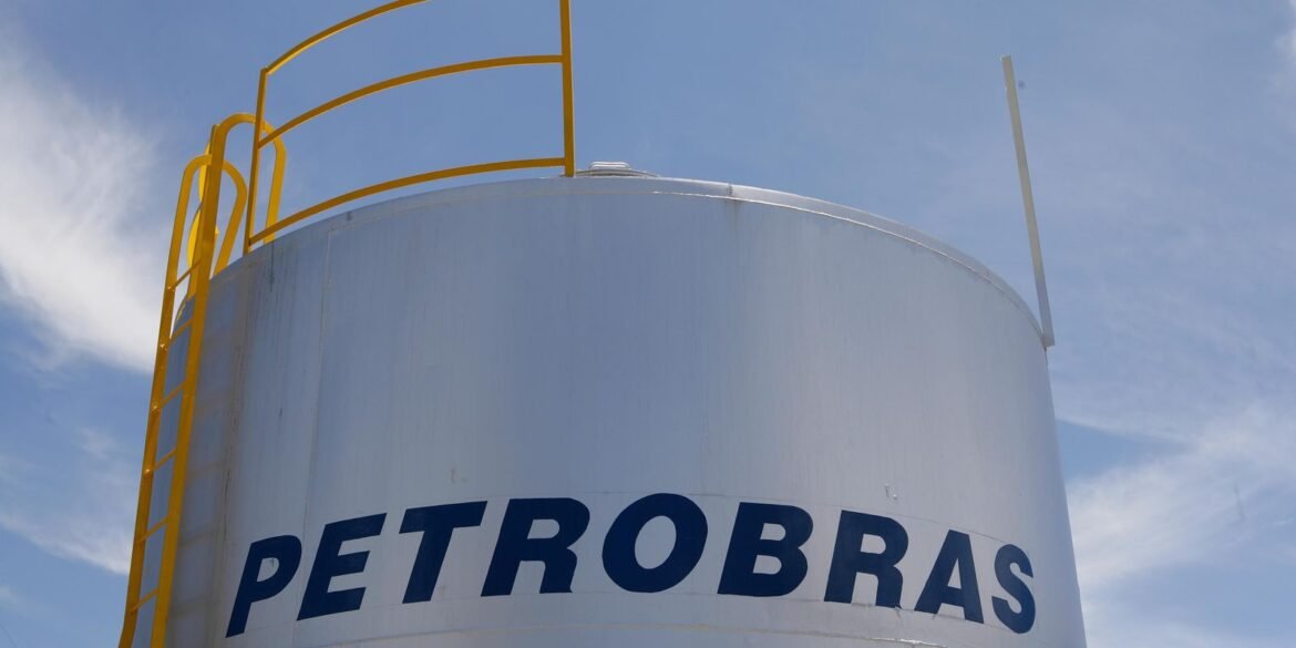 distribuidoras-pedem-mais-importacao-de-diesel-pela-petrobras