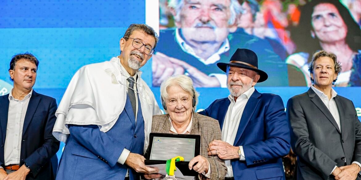 lula-destaca-importancia-de-terras-raras-do-brasil-para-america-do-sul