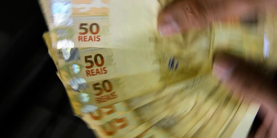 poupanca-tem-retirada-liquida-de-r$-11,1-bilhoes-em-marco