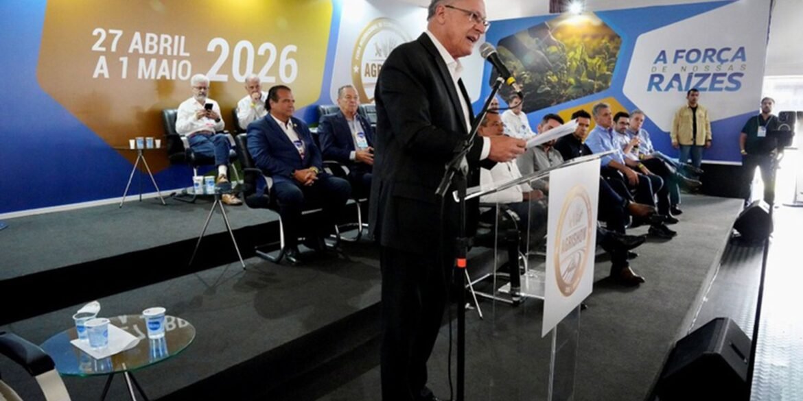 alckmin-anuncia-r$-10-bilhoes-para-modernizacao-de-maquinas-agricolas