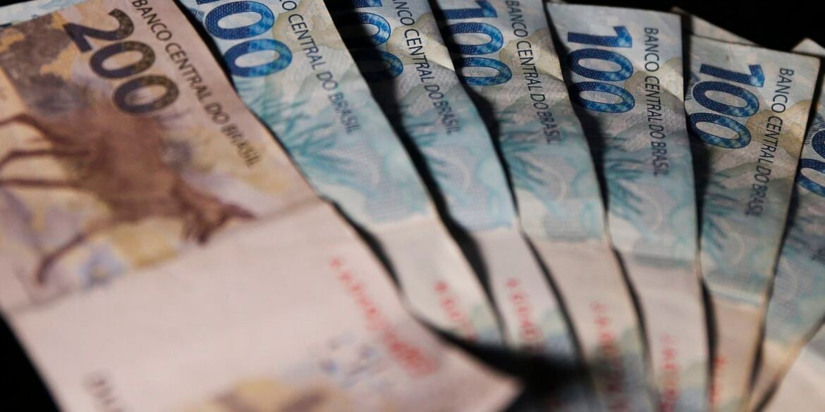 uniao-paga-r$-834,8-milhoes-em-dividas-de-estados-e-municipios-em-maio