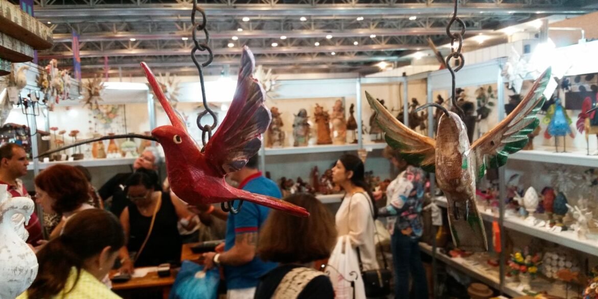 feira-dedicada-ao-artesanato-segue-ate-o-dia-19-em-olinda-(pe)
